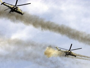 Ανατολική Συρία: Καταιγισμός πυρών από ρωσικά ελικόπτερα και συριακά άρματα μάχης